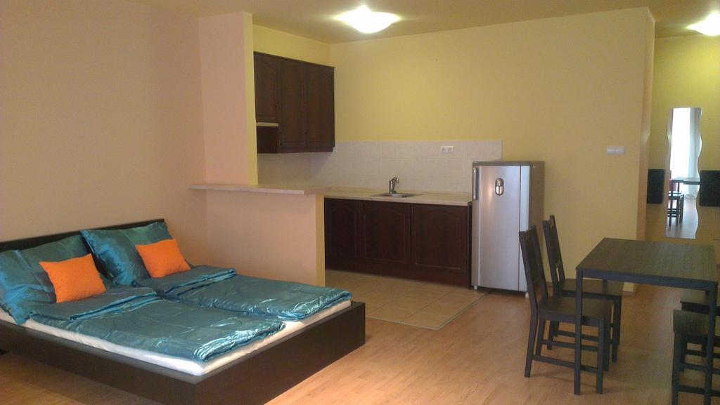 Apartman 4 You Wellness Budapest Habitación foto